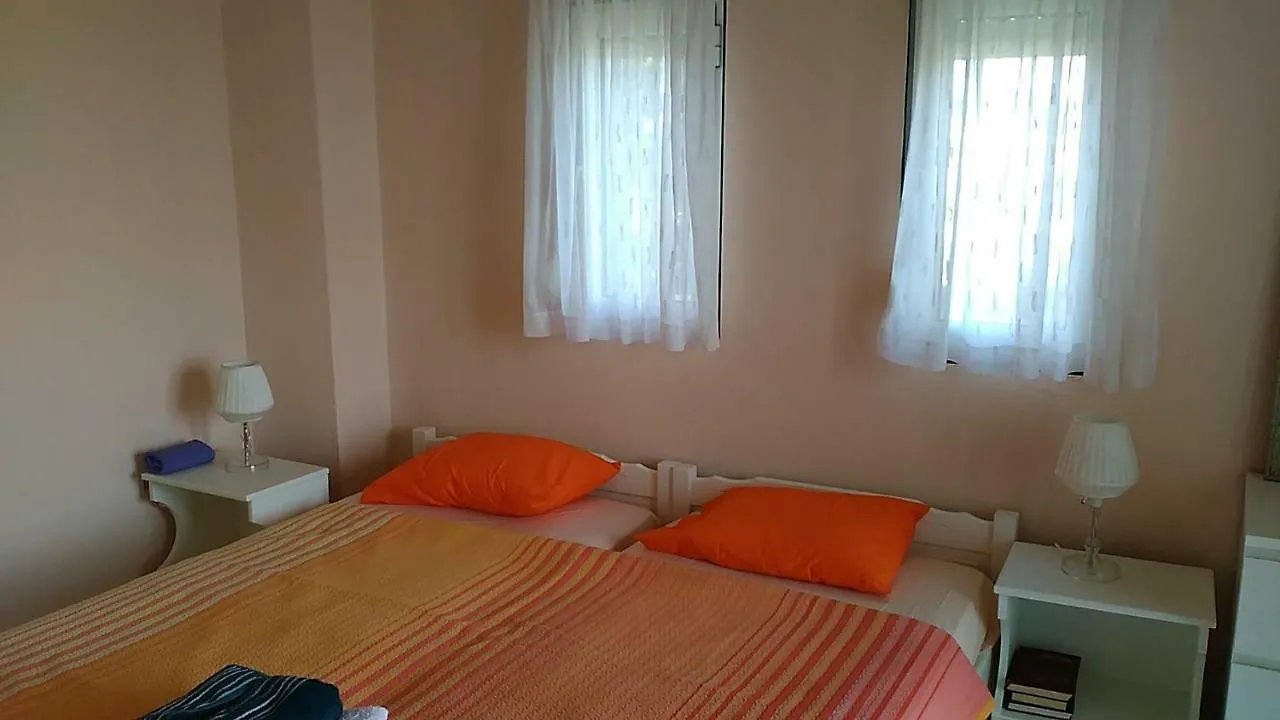 Cozy House In A Quiet Neighborhood Paliouri Region Villa