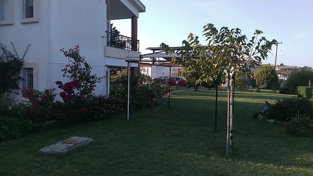 Cozy House In A Quiet Neighborhood Paliouri Region Villa Holiday home